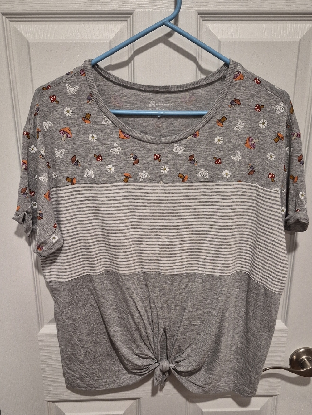 Grey Short-Sleeve Knot-Front Tee with Butterfly & Mushroom Motif